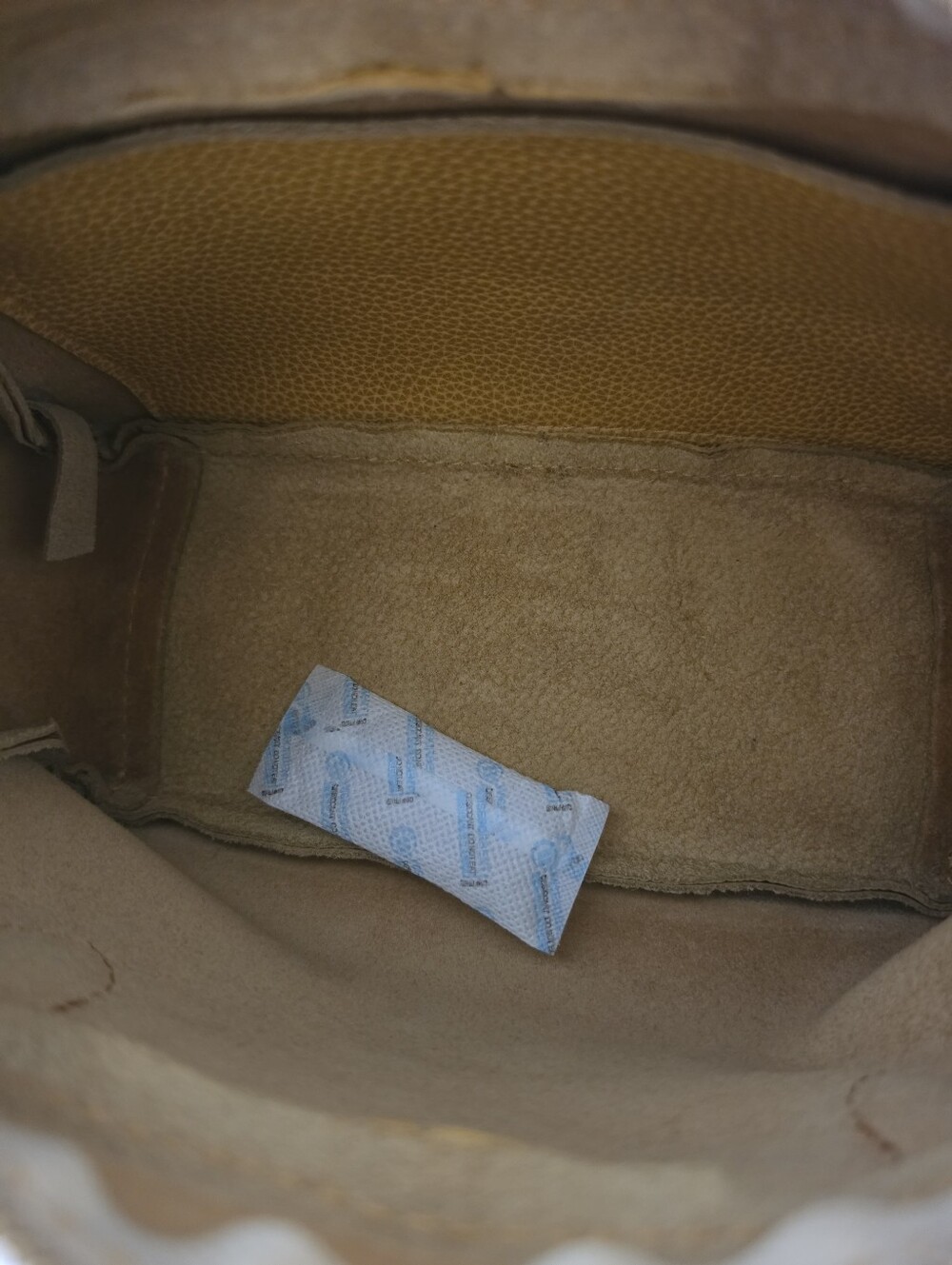 New Portland Leather Large Grace Doctor Bag/Color: Sunshine - Picture 9 of 9